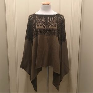 GORGEOUS PERUVIAN PONCHO